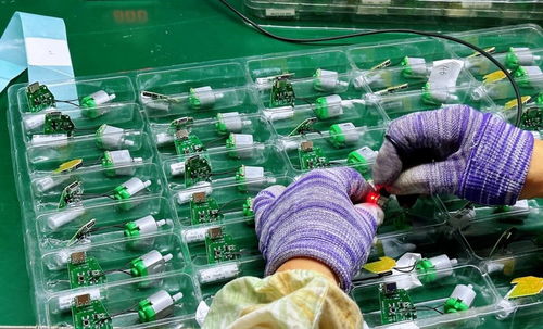 多多跨境 以創(chuàng)新模式賦能中國(guó)工廠，引領(lǐng)全球化新貿(mào)易